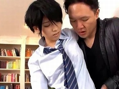男の子みたいな男装JKとイチャコラハメ！巨根先生に死ぬほど突かれて放心イキｗ