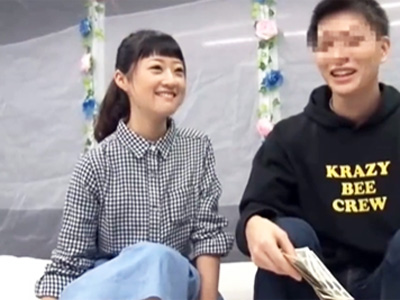 「ちょ、本当にするの？」友人男女は賞金の為にヤッちゃうのか検証してみた結果
