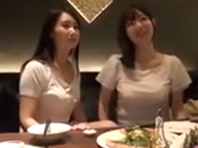 二人組素人娘ナンパ→即ホ連れ込み乱交ファックｗｗｗｗｗ